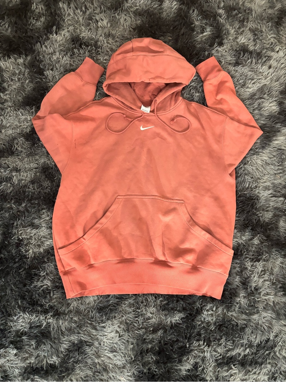 Nike Women's Coral/Pink Pullover Hoodie with White Swoosh